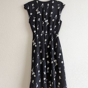 Women's Banana Republic Black Floral Work Dress Size 6P